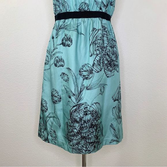 Elegant Floral Blue Dress - Picture 9 of 10